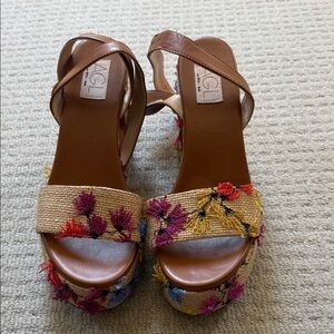 AGL Brown Leather Platform Sandals with Multicolor Floral Embroidery